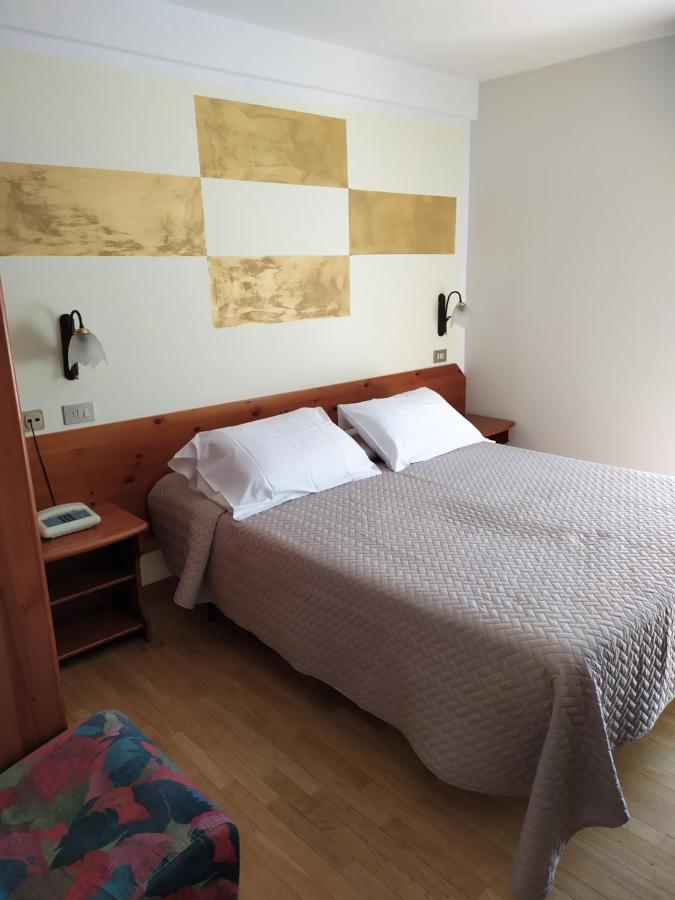 Albergo Ristorante Cacciatori Auronzo di Cadore Exteriér fotografie